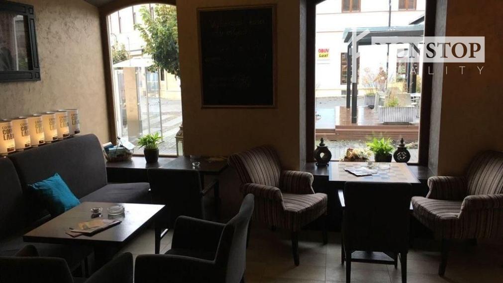 Prenajmem zabehnutú kaviareň v centre Trenčína