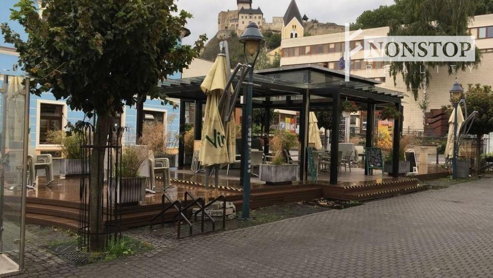 Prenajmem zabehnutú kaviareň v centre Trenčína