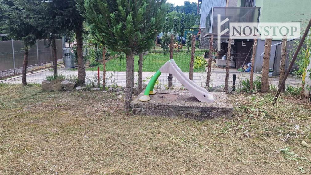 Predáme chatku pri vodnej nádrži Nitrianske Rudno.