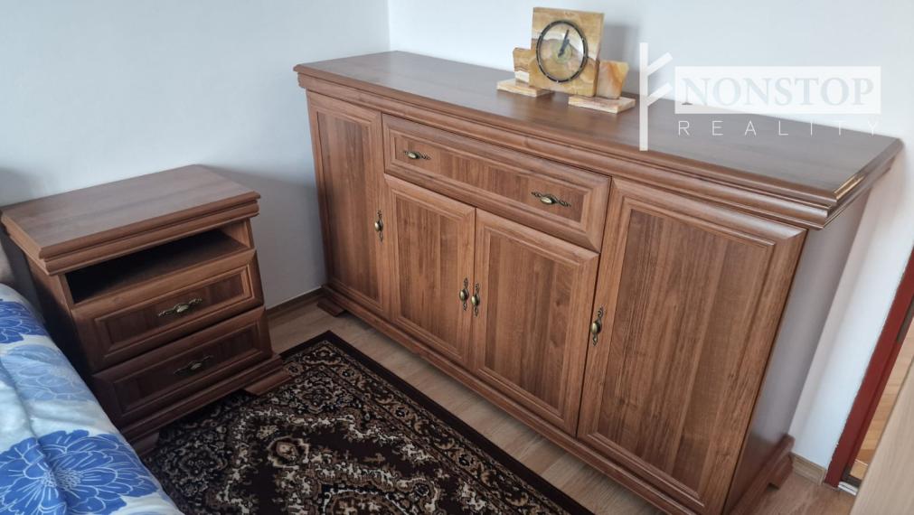 Ponúkame na predaj 2-izbový byt v centre mesta Novej Dubnici