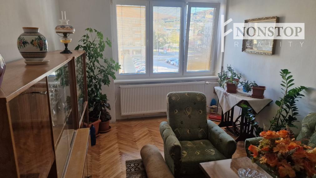 Ponúkame na predaj 2-izbový byt v centre mesta Novej Dubnici