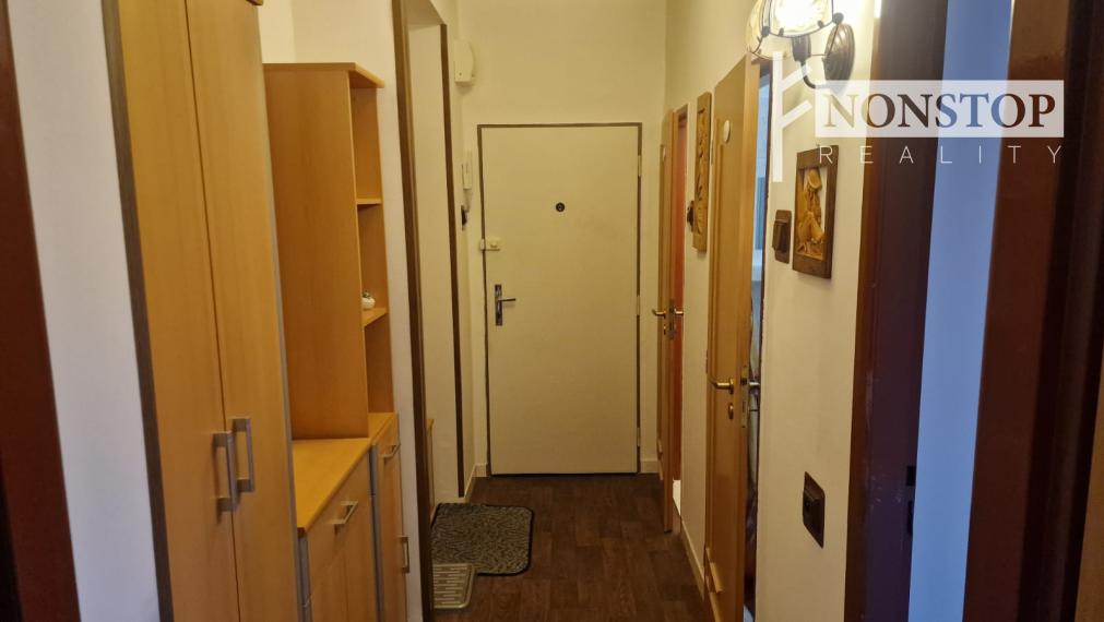 Ponúkame na predaj 2-izbový byt v centre mesta Novej Dubnici