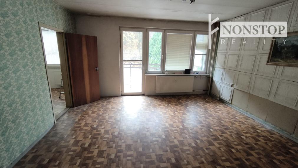 Predáme 3 izbový byt v Trenčianskych Tepliciach