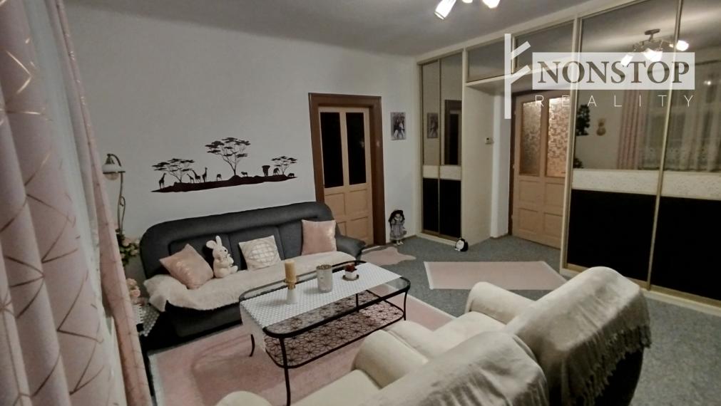 Ponúkame na predaj 2 izbový byt v Trenčíne.