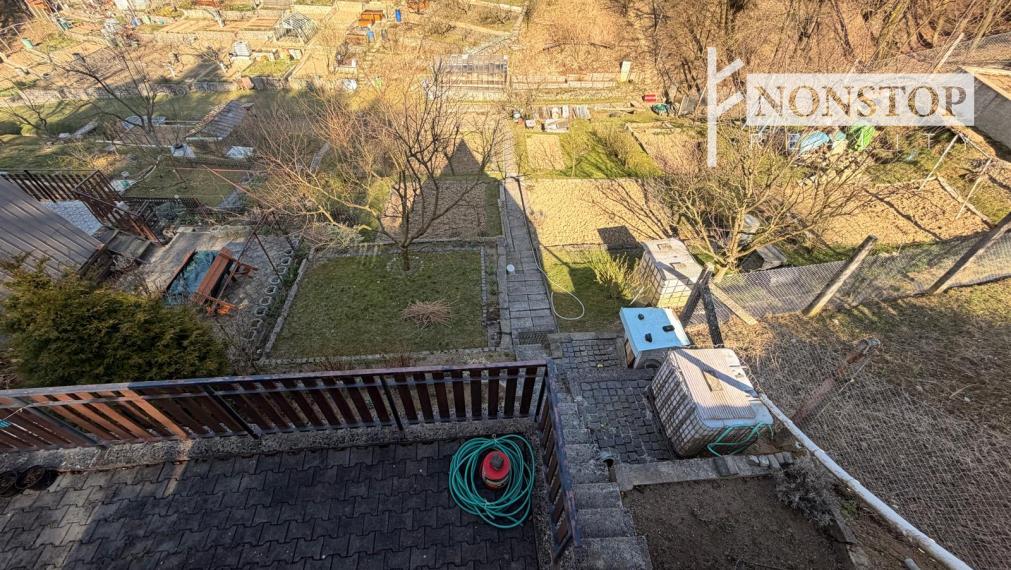 Ponúkame na predaj chatku v Trenčíne časť Kubrá.