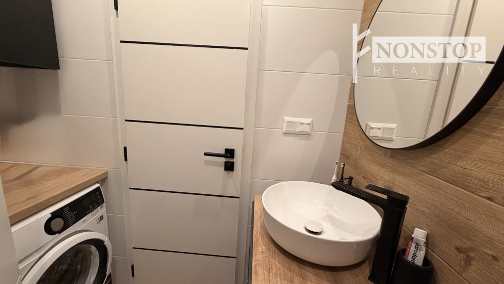 EXKLUZÍVNE: Kompletne zrekonštruovaný 3i byt (76 m2)- Nová Dubnica na predaj
