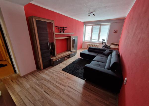 Na predaj zariadený pekne prerobený byt v Novej Dubnici