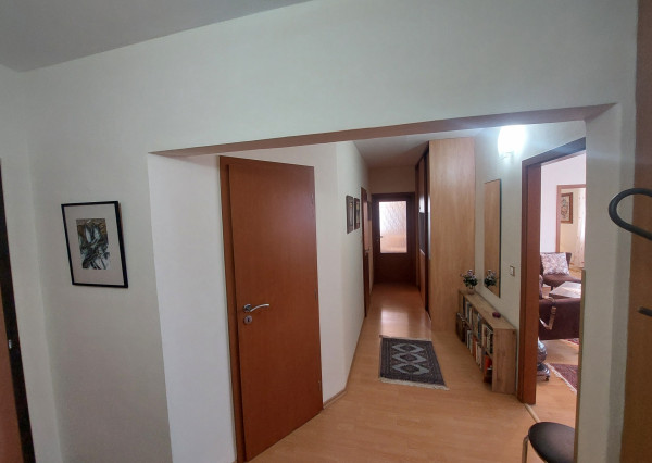 EXLUZÍVNE ponúkame na predaj 3 izbový byt v Trenčianskych Tepliciach.