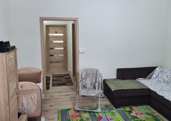 Ponúkame na predaj dvojizbový byt blízko centra mesta