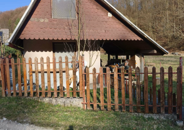 Predáme chatu vo Valaskej Belej